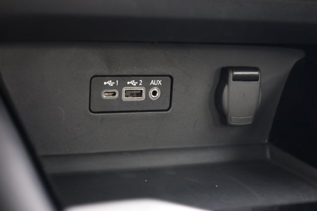 Certified 2025 Nissan Altima 2.5 SR FWD image 24