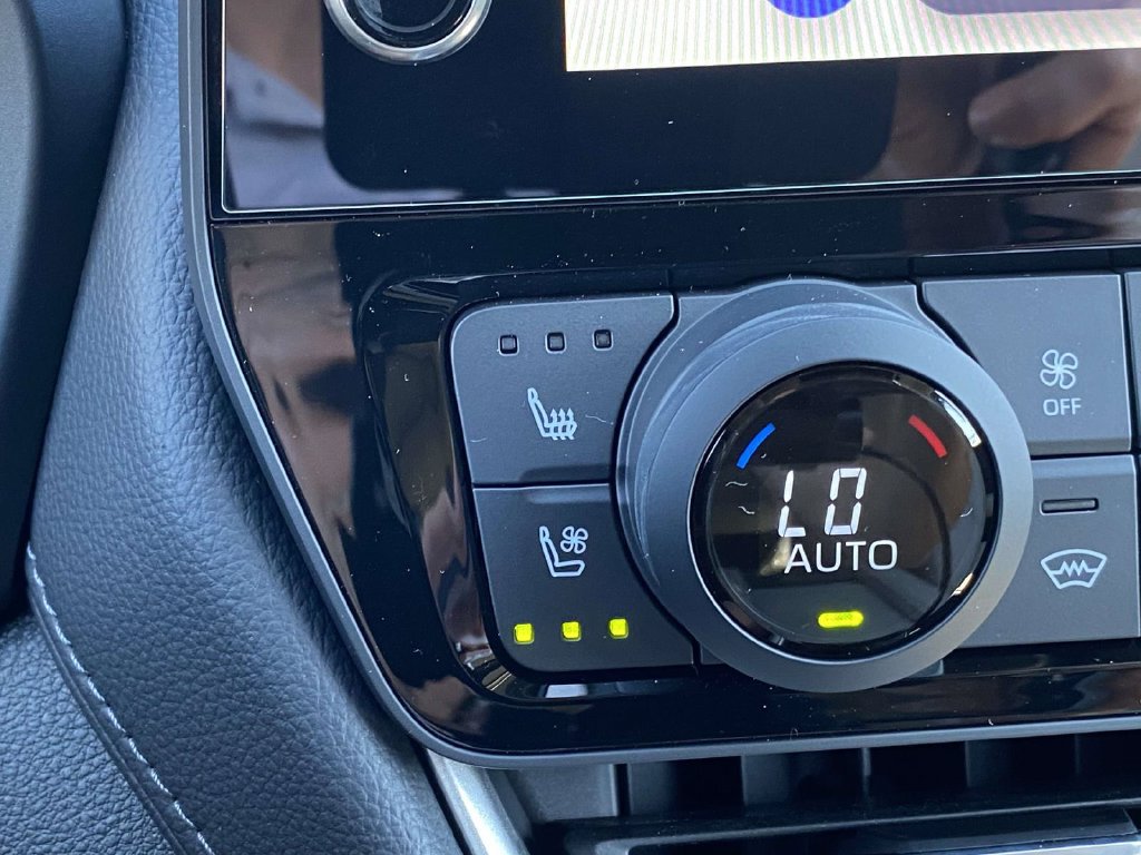 New 2026 Toyota Grand Highlander AWD image 23