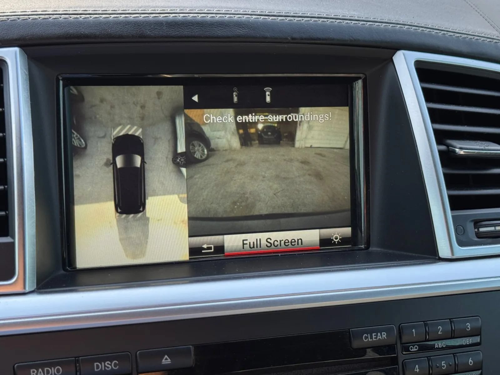 Used 2016 Mercedes-Benz GL 550 4MATIC image 37