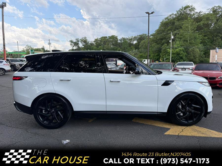 Used 2023 Land Rover Range Rover Sport SE image 9