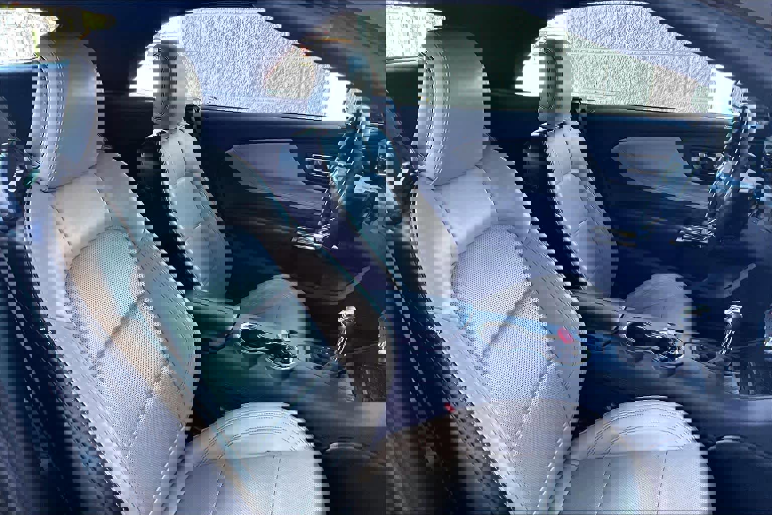 Used 2024 Ford Mustang Premium RWD image 8