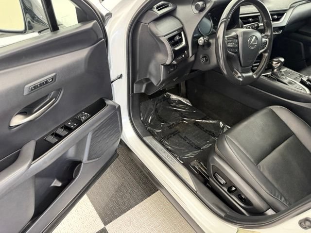 Used 2022 Lexus UX 250h w/ Luxury Package AWD/4WD image 30
