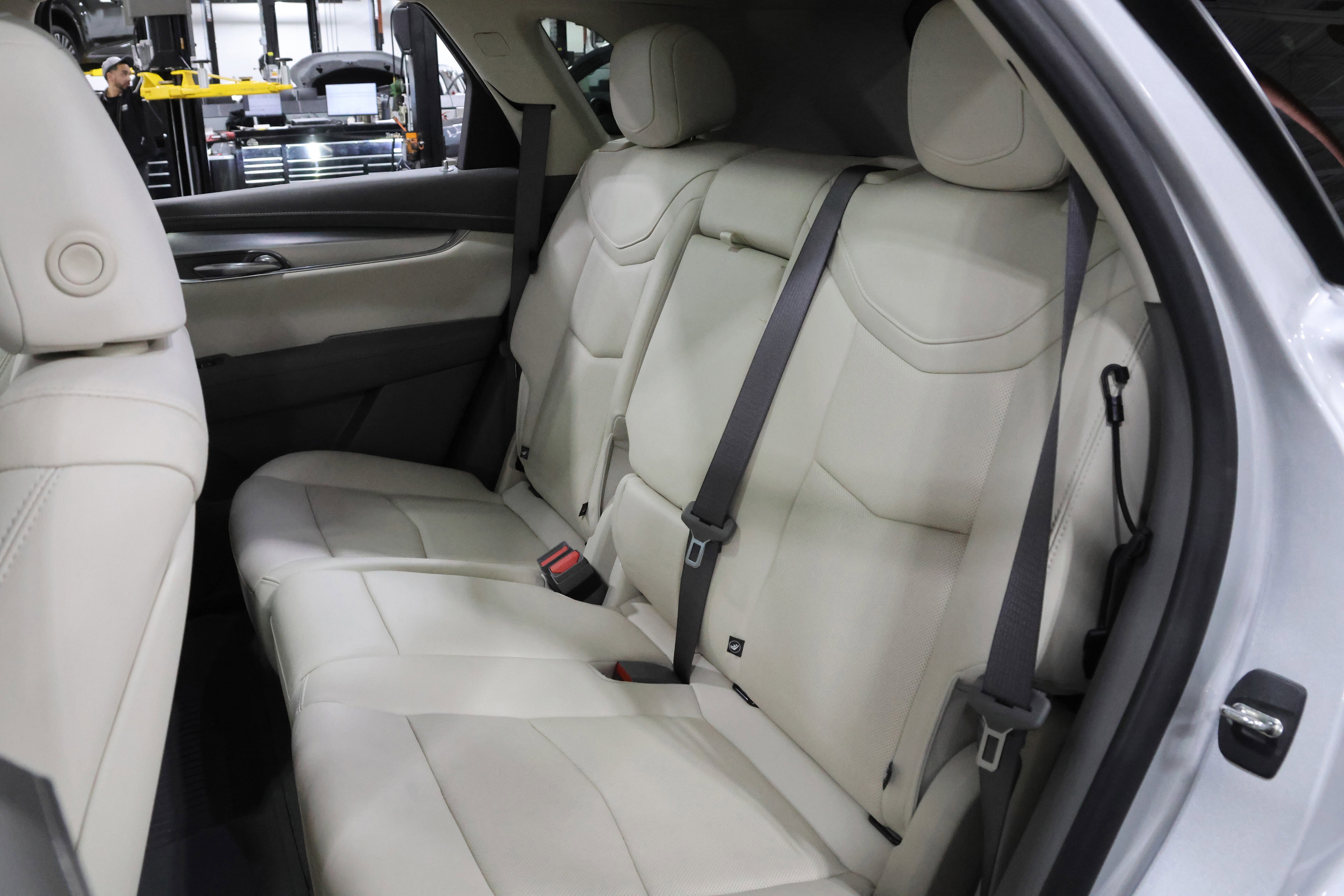 Used 2020 Cadillac XT5 Premium Luxury image 39