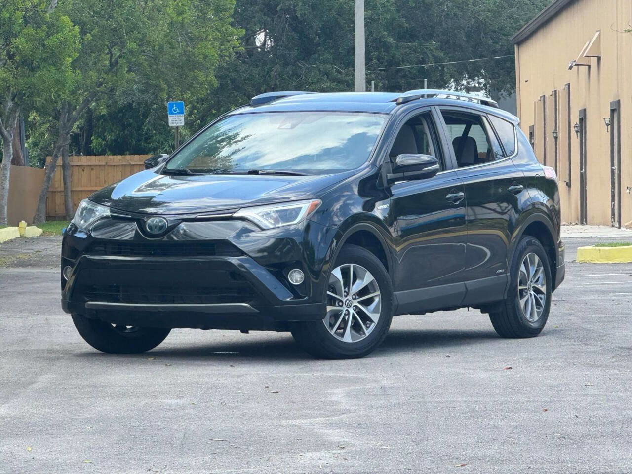 Used 2017 Toyota RAV4 XLE