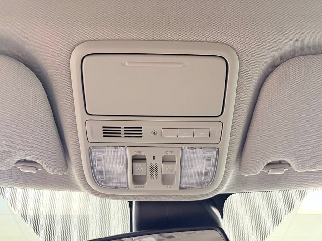 Used 2016 Honda Odyssey EX-L image 50