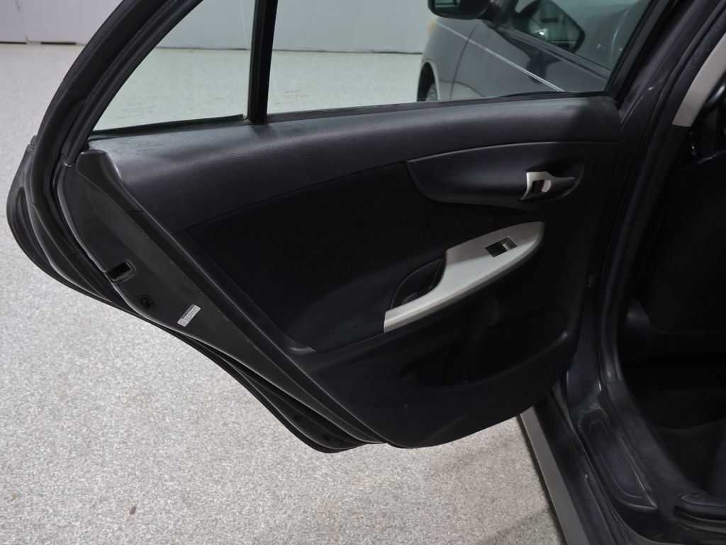 Used 2011 Toyota Corolla S FWD image 18