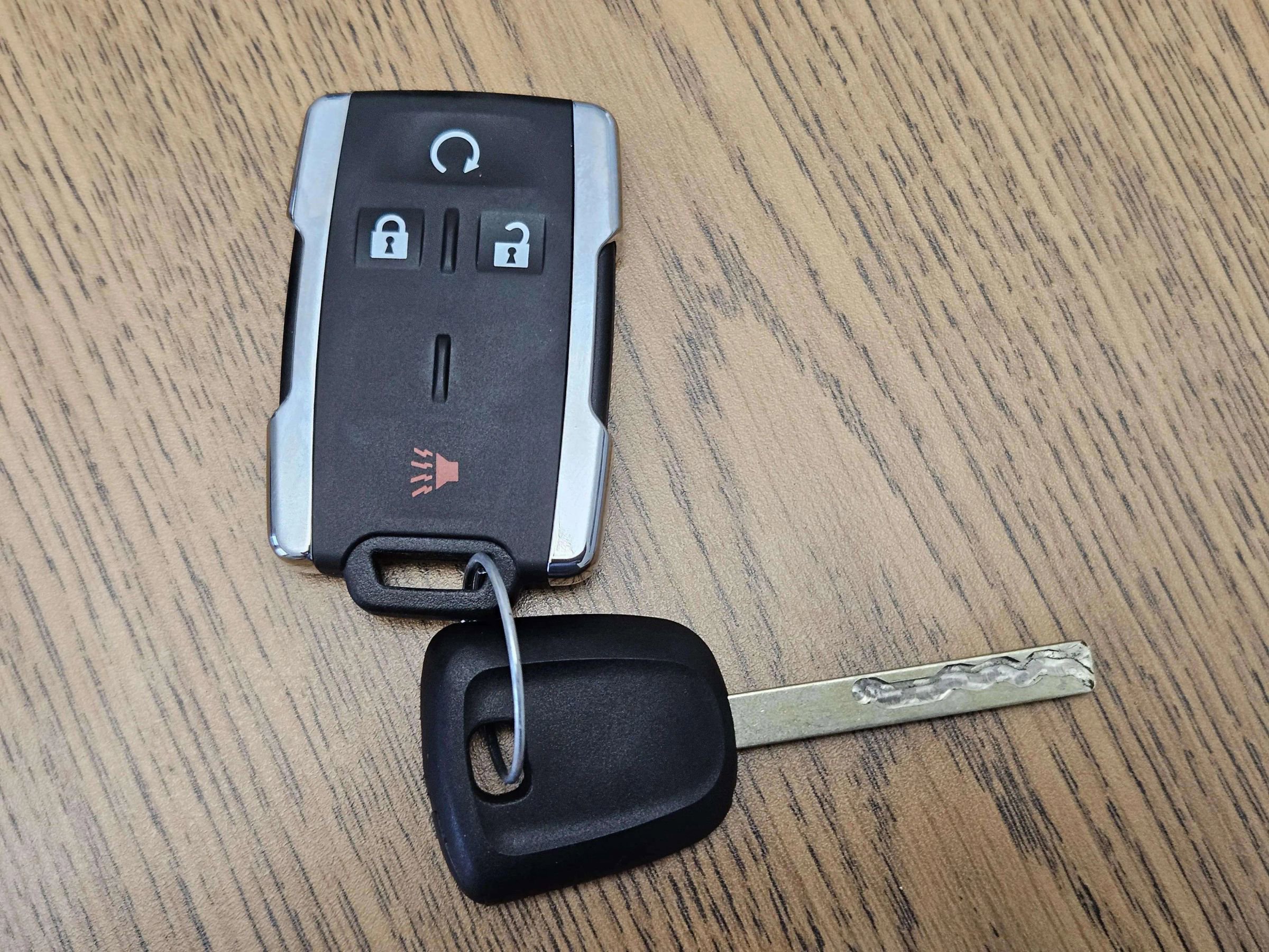 Used 2018 Chevrolet Silverado 1500 Custom w/ Trailering Package image 31