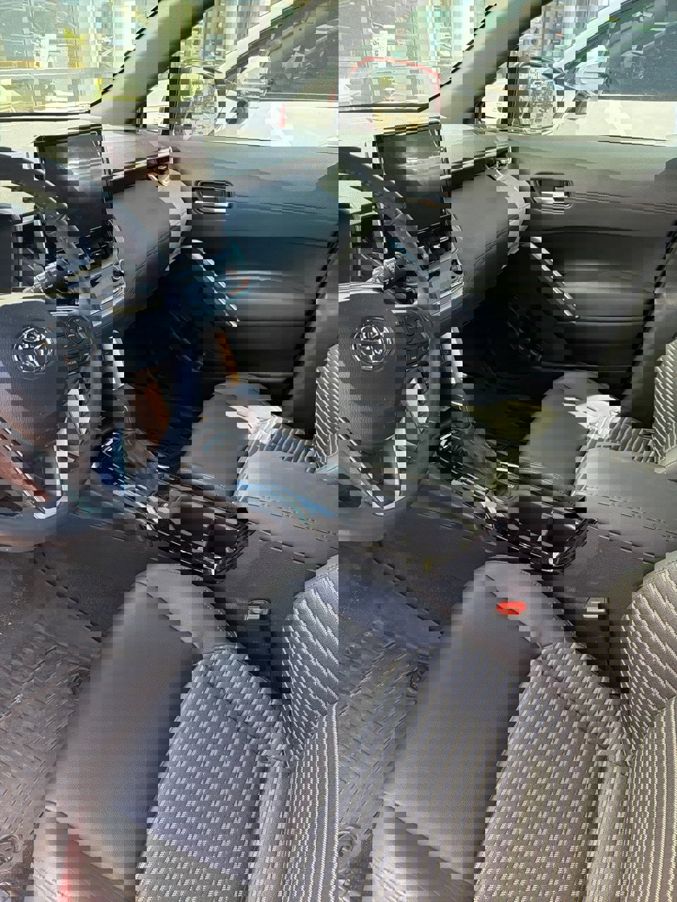 Used 2023 Toyota Corolla Cross AWD Hybrid w/ Convenience Package image 6