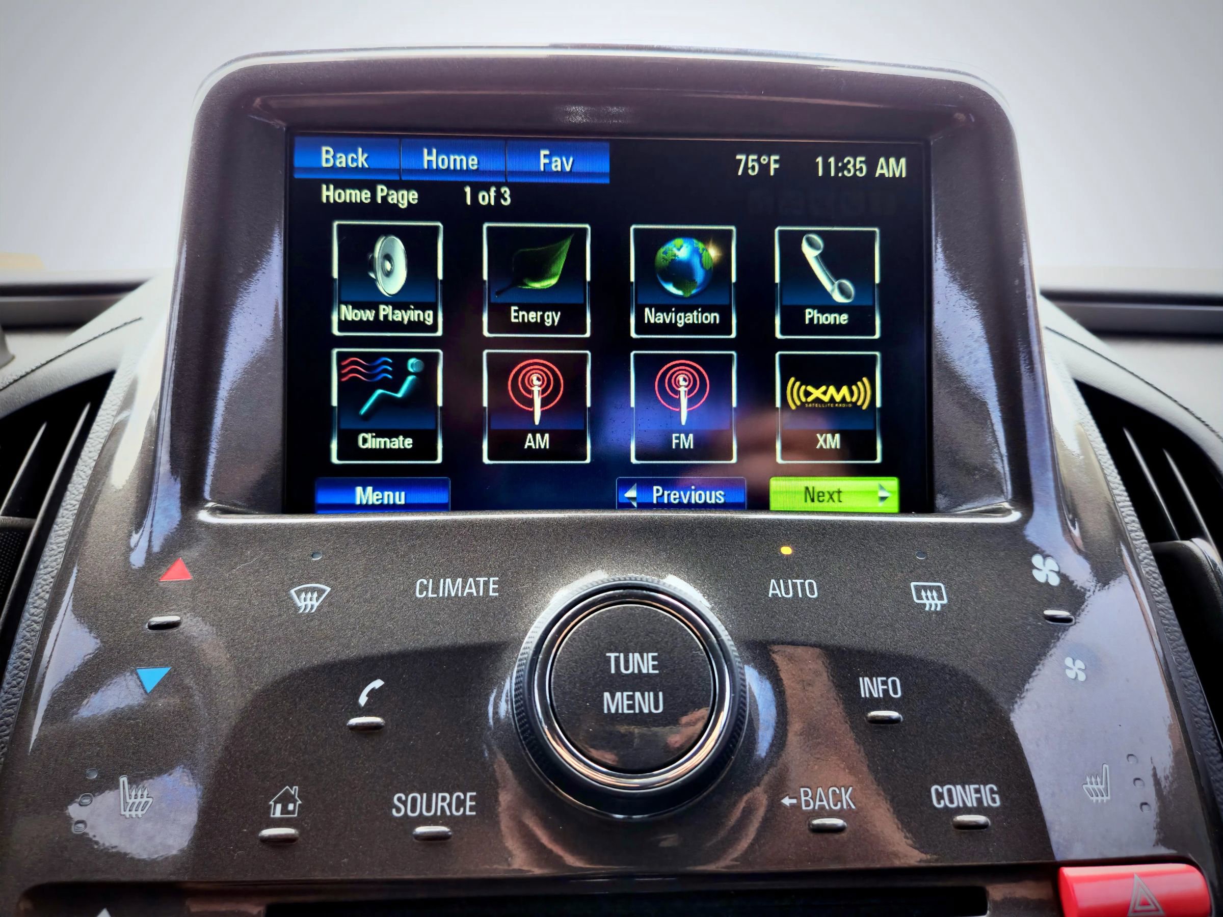 Used 2015 Chevrolet Volt Premium w/ Premium Trim Package FWD image 42