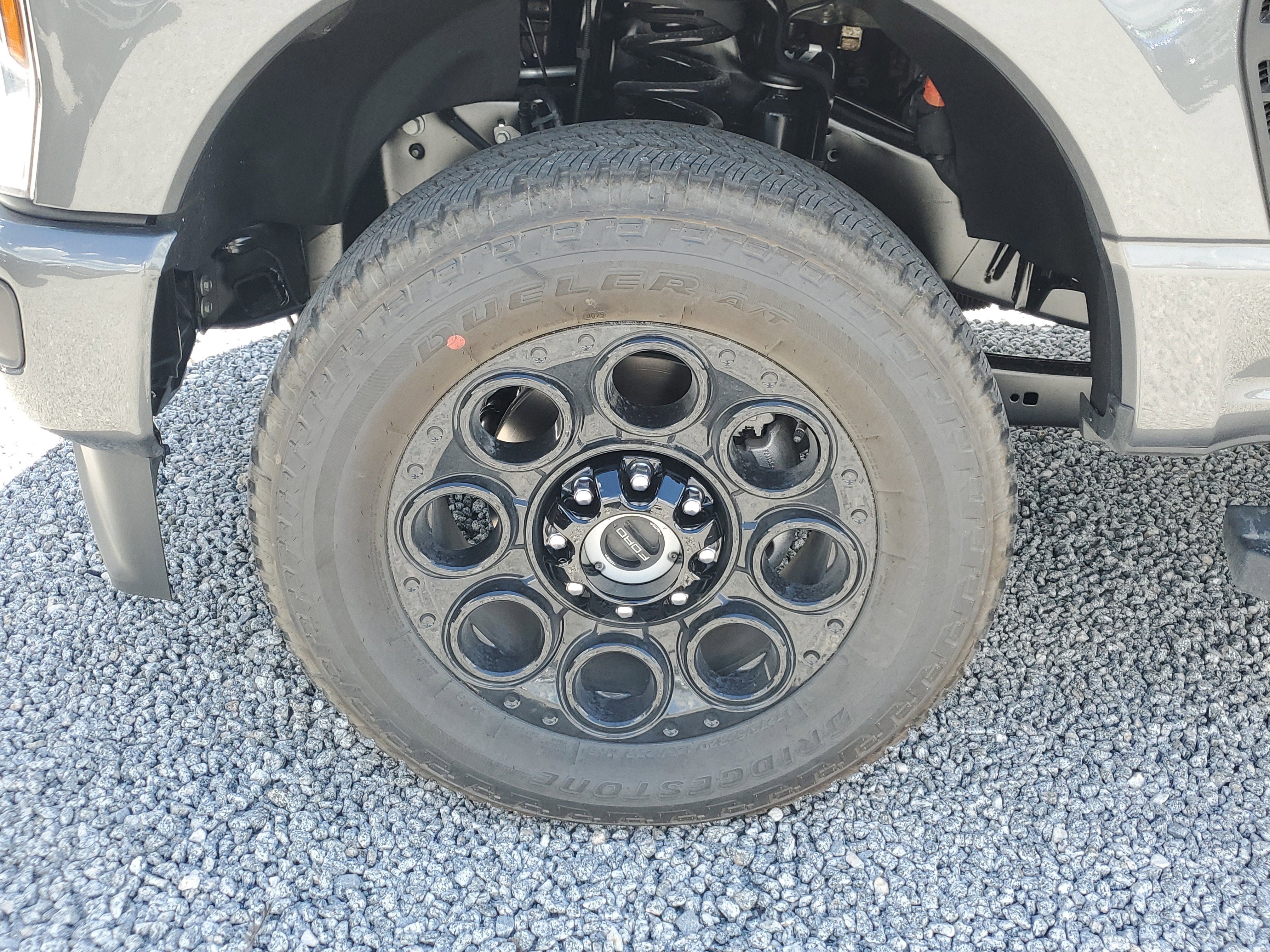 New 2026 Ford F250 Lariat w/ Black Appearance Package image 6