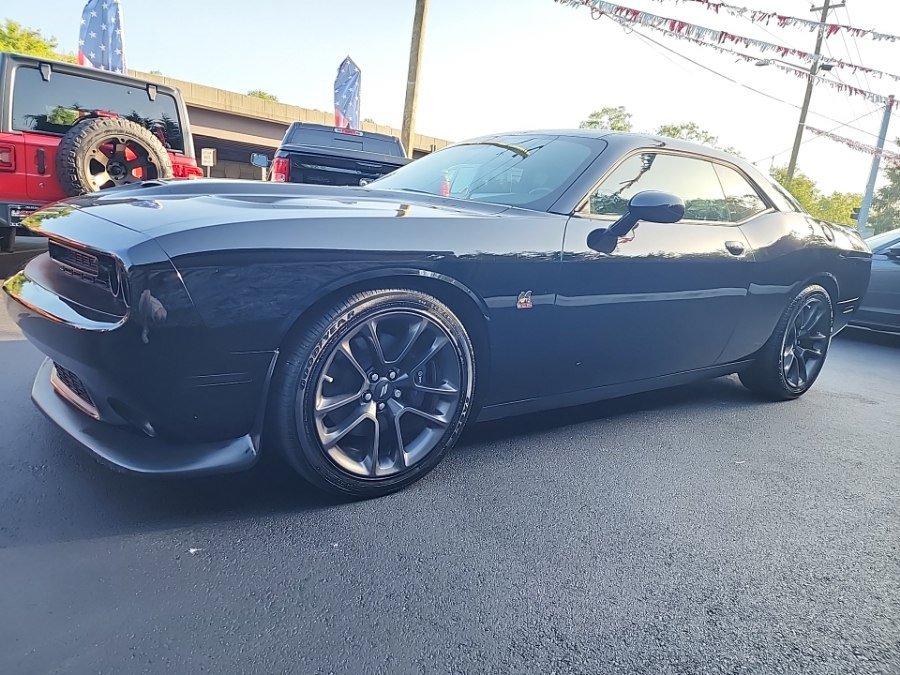 Used 2021 Dodge Challenger R/T Scat Pack RWD image 13