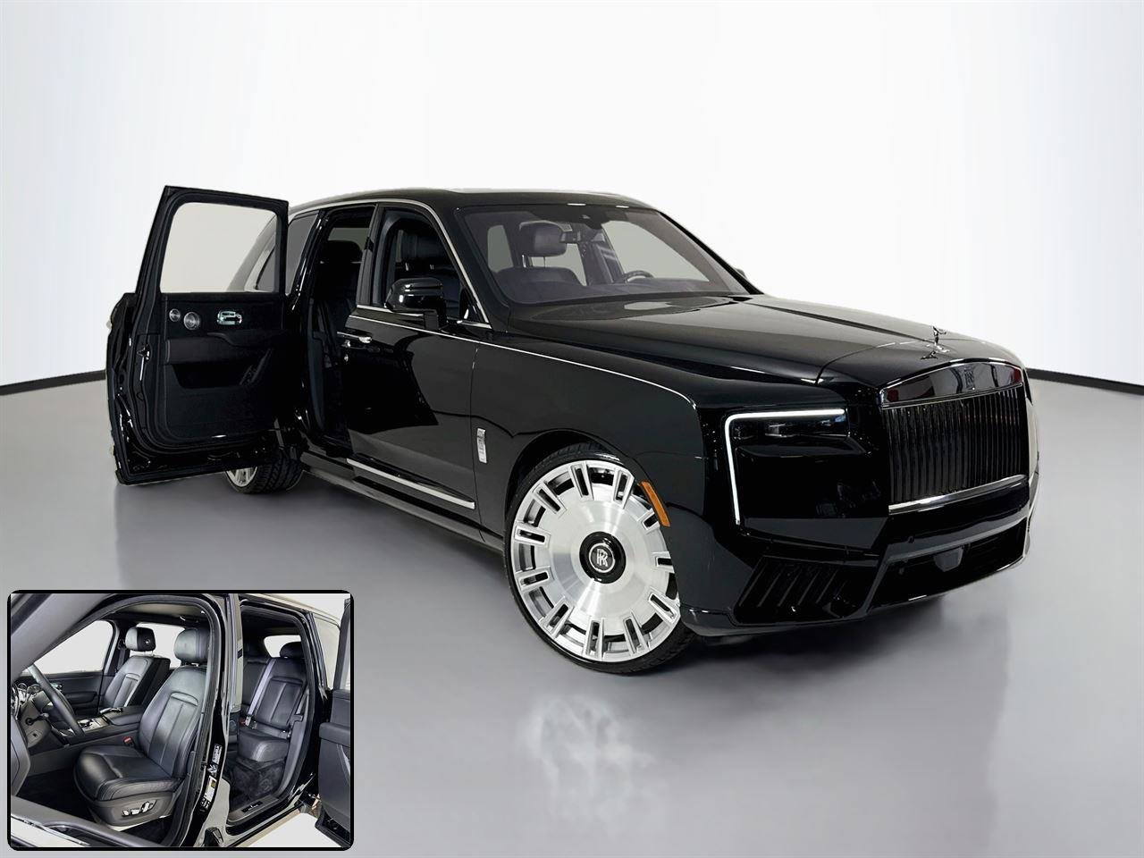 Used 2025 Rolls-Royce Cullinan AWD/4WD image 2