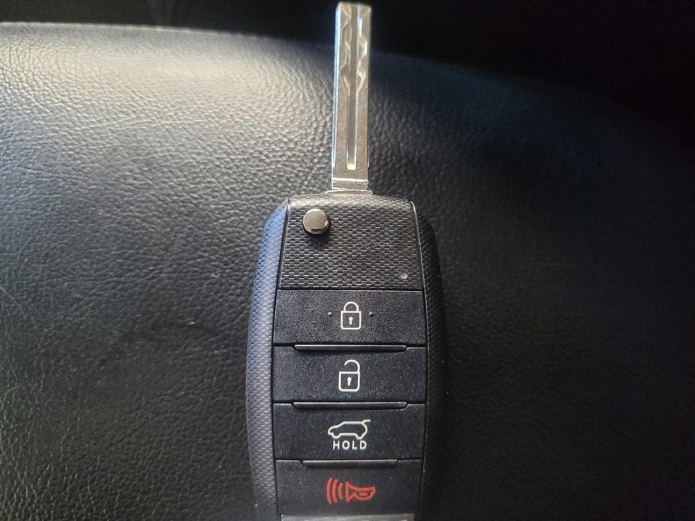 Used 2016 Kia Soul FWD image 32