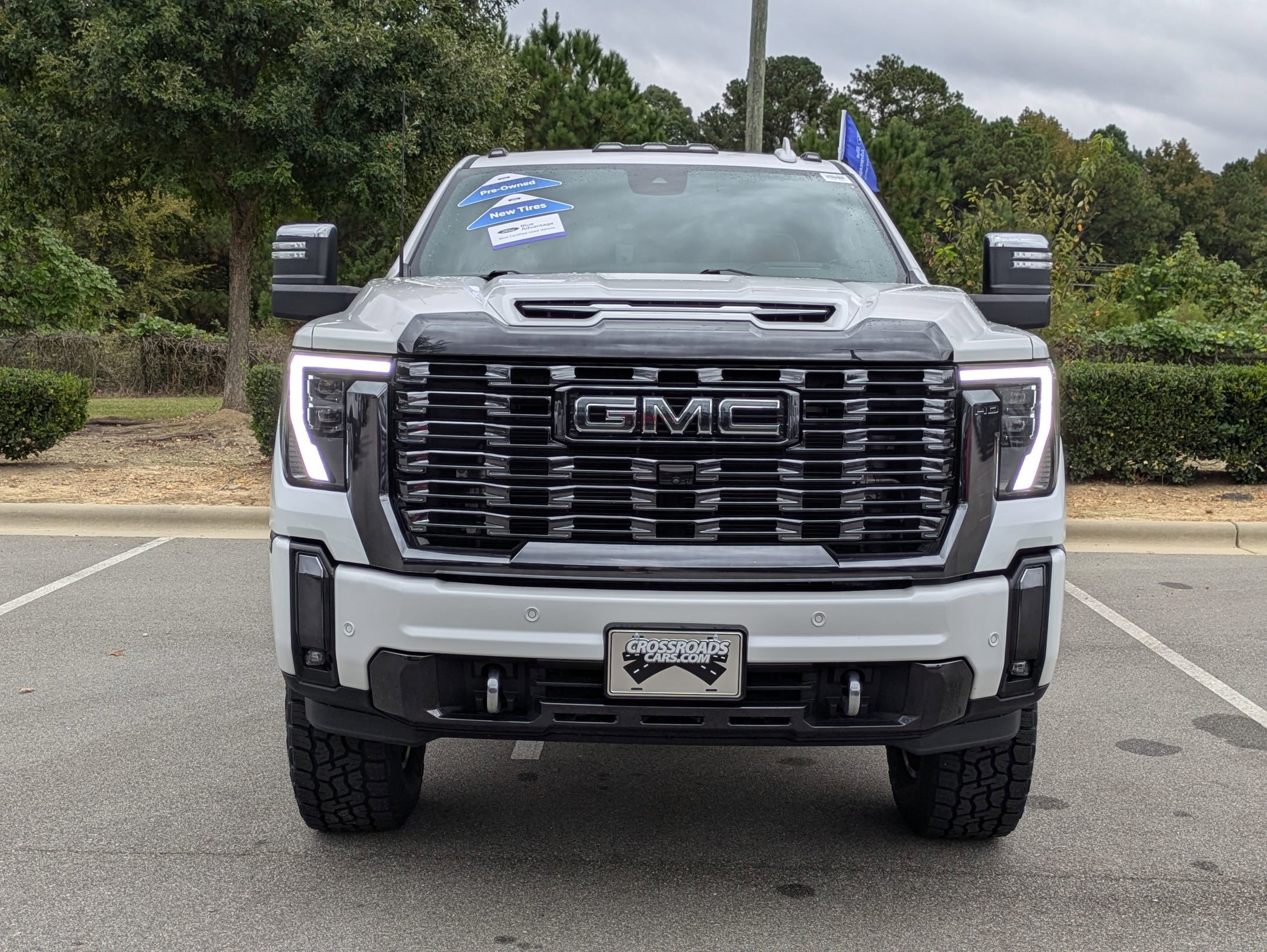 Used 2024 GMC Sierra 2500 Denali Ultimate image 9