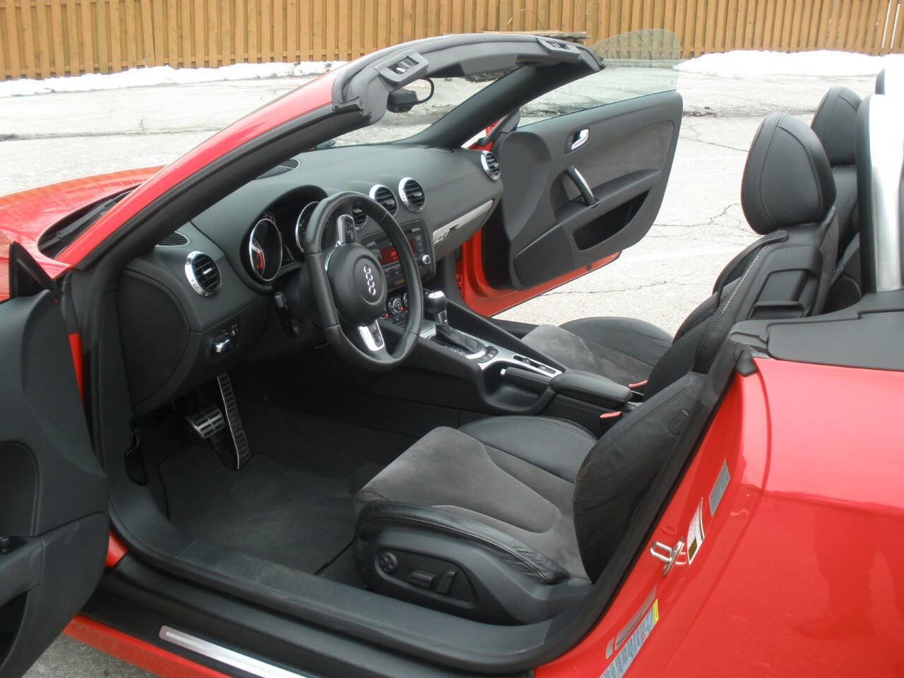 Used 2009 Audi TT 2.0T Premium image 24