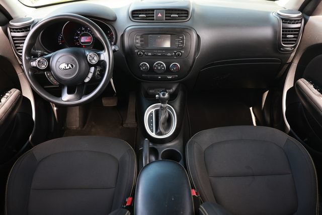 Used 2016 Kia Soul + FWD image 25