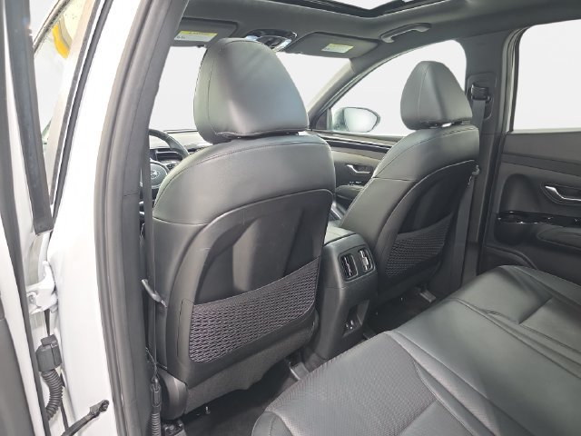 Used 2022 Hyundai Santa Cruz Limited AWD/4WD image 12