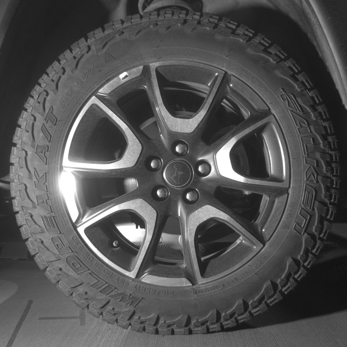 Used 2025 Jeep Compass Trailhawk image 14