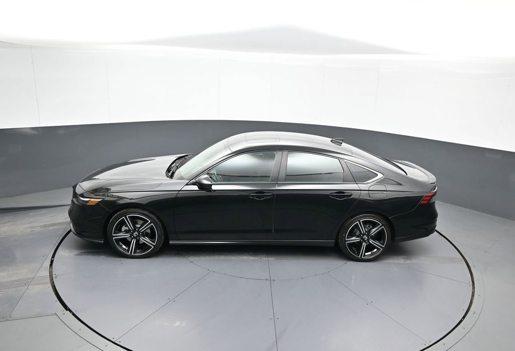 Certified 2023 Honda Accord Sport image 40