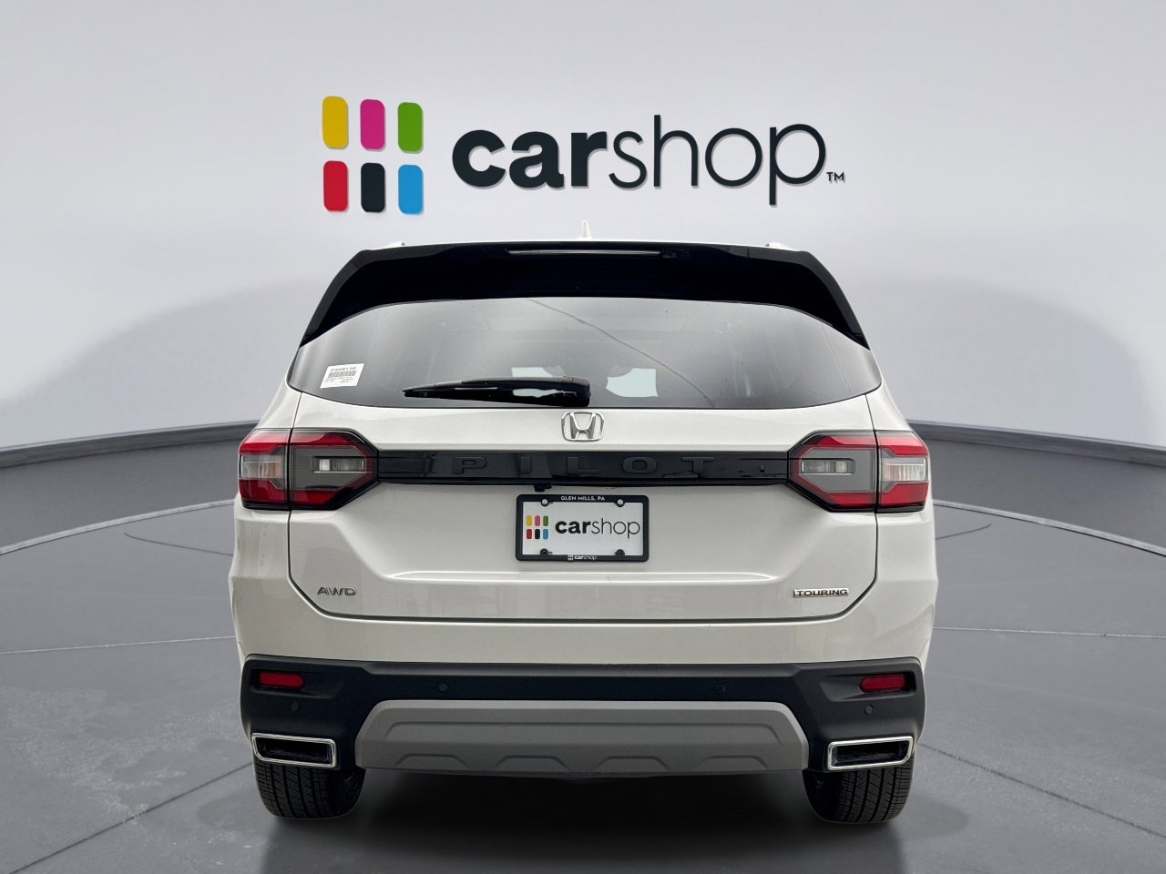 Used 2023 Honda Pilot Touring image 4