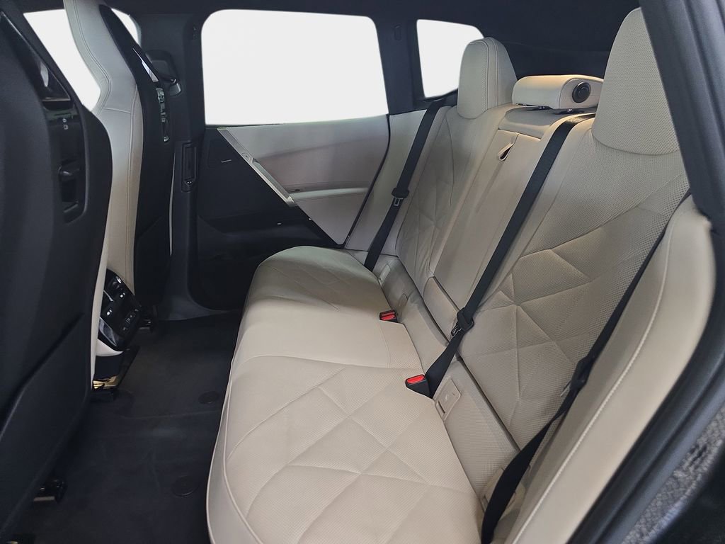 Used 2024 BMW iX xDrive50 w/ Sport Package image 14