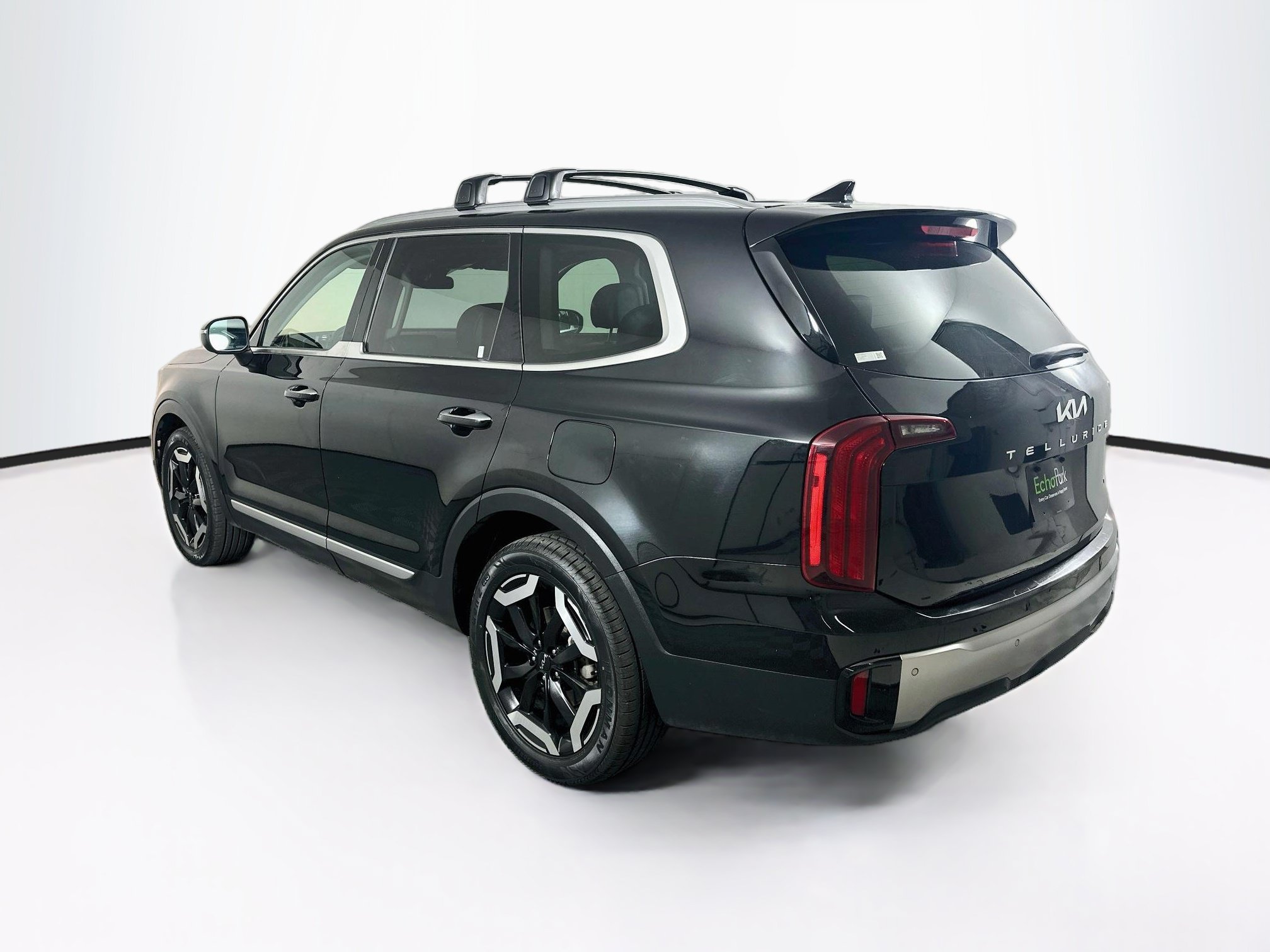 Used 2025 Kia Telluride S AWD/4WD image 5