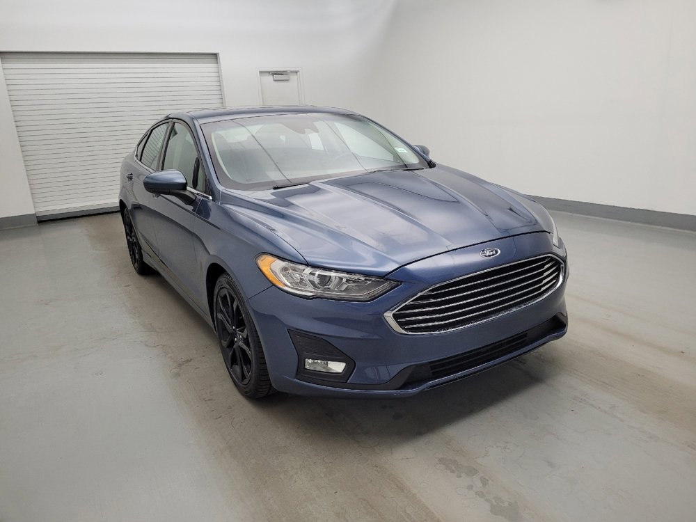Used 2019 Ford Fusion SE w/ Equipment Group 151A FWD image 13
