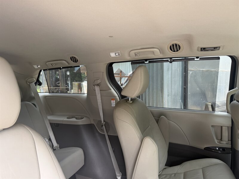 Used 2015 Toyota Sienna XLE w/ XLE Navigation Package AWD/4WD image 62