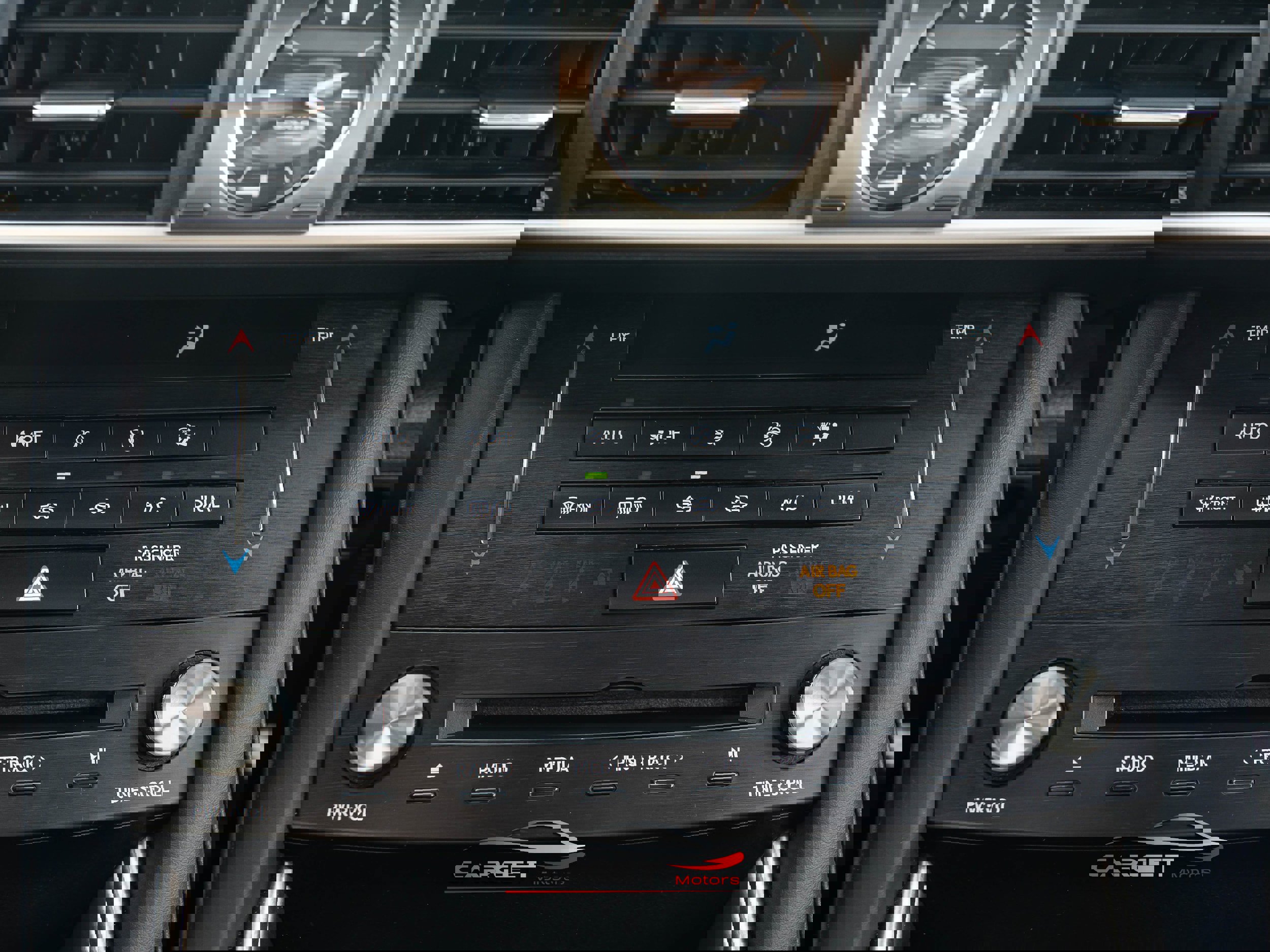 Used 2018 Lexus IS 300 F Sport w/ F Sport Package image 31