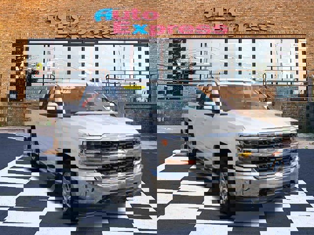 Used 2018 Chevrolet Silverado 1500 LT w/ All Star Edition