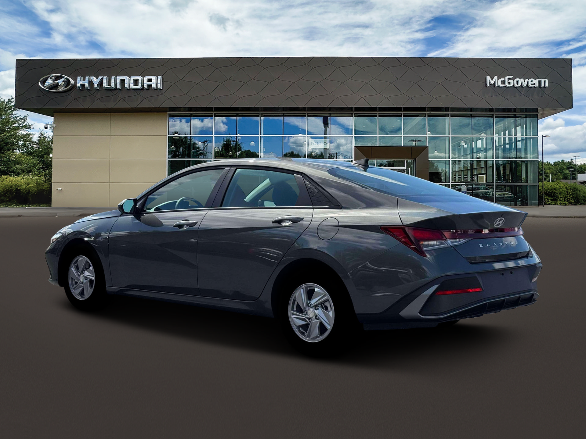 New 2026 Hyundai Elantra SE FWD image 4