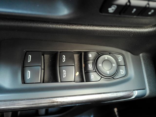 Used 2020 Chevrolet Silverado 3500 LTZ w/ LTZ Texas Edition image 34