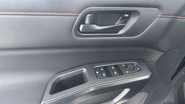 New 2026 Nissan Pathfinder Rock Creek image 21