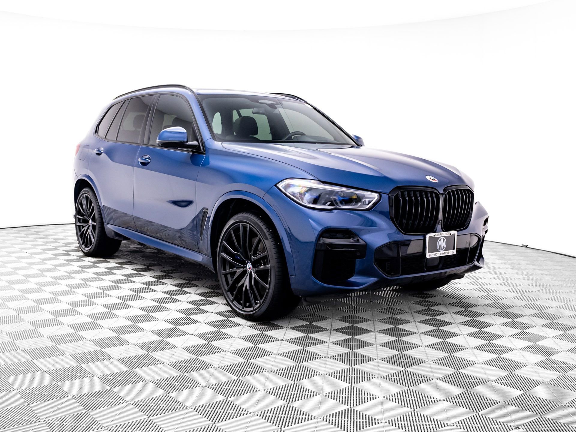 Used 2022 BMW X5 M50i w/ Executive Package AWD/4WD image 7