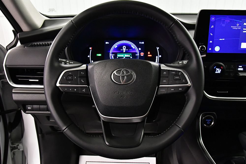Used 2025 Toyota Grand Highlander AWD Hybrid image 18