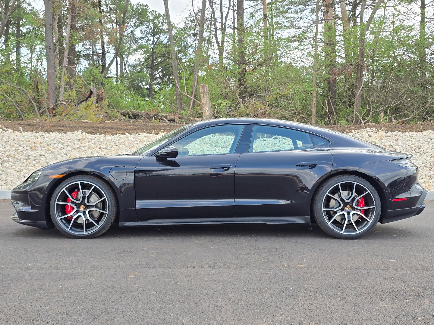 Used 2026 Porsche Taycan 4S image 2