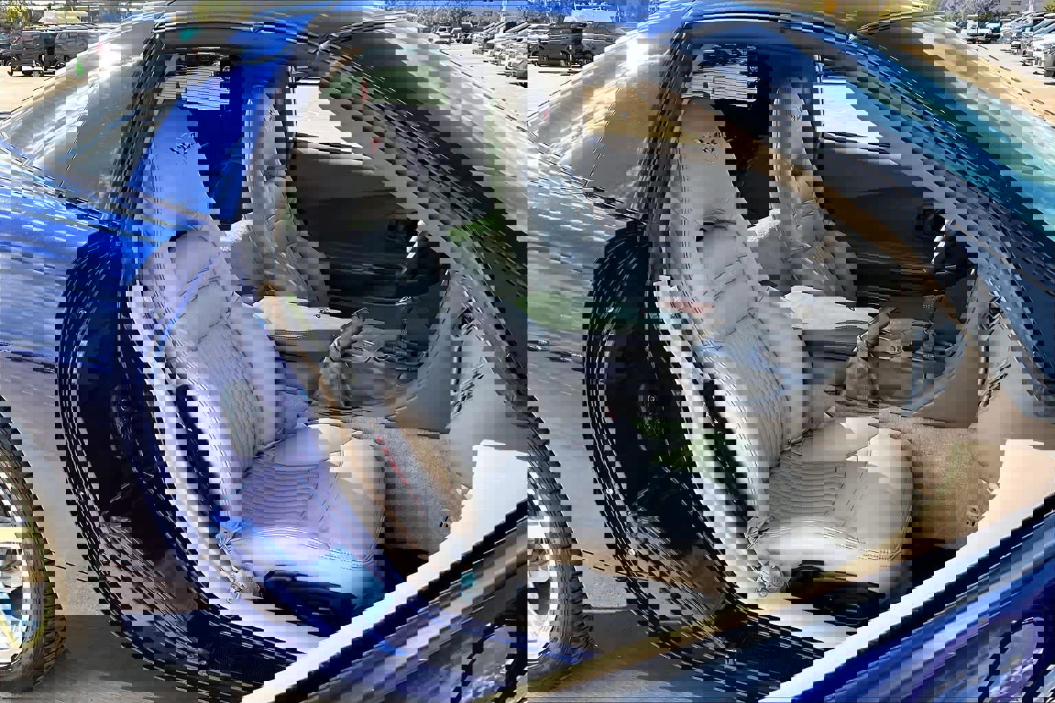 Used 2004 Chevrolet Corvette Coupe w/ Preferred Equipment Group image 7