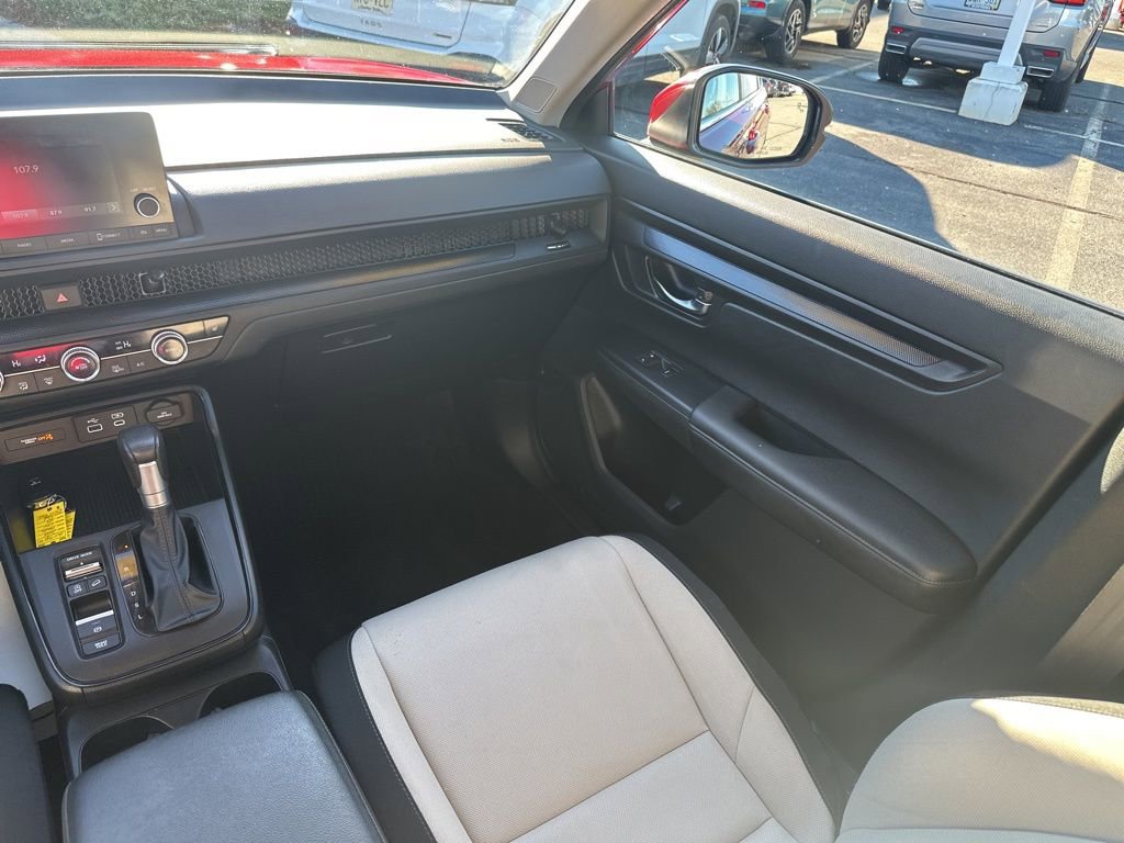 Used 2024 Honda CR-V EX image 17