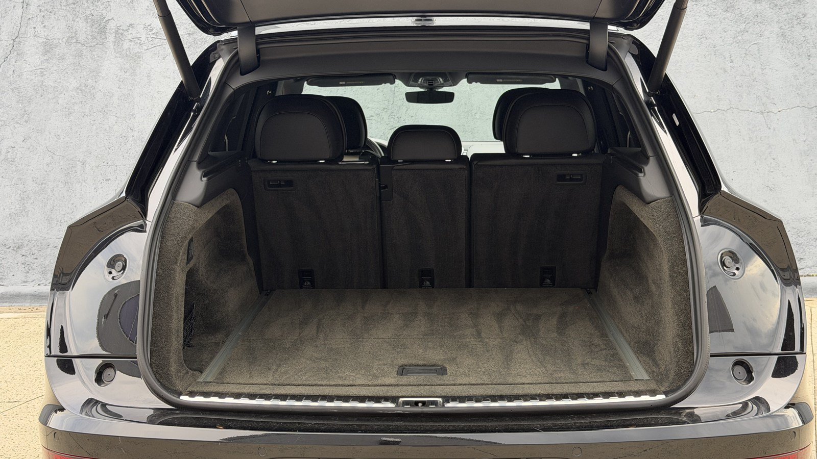 Certified 2022 Bentley Bentayga Speed AWD/4WD image 30