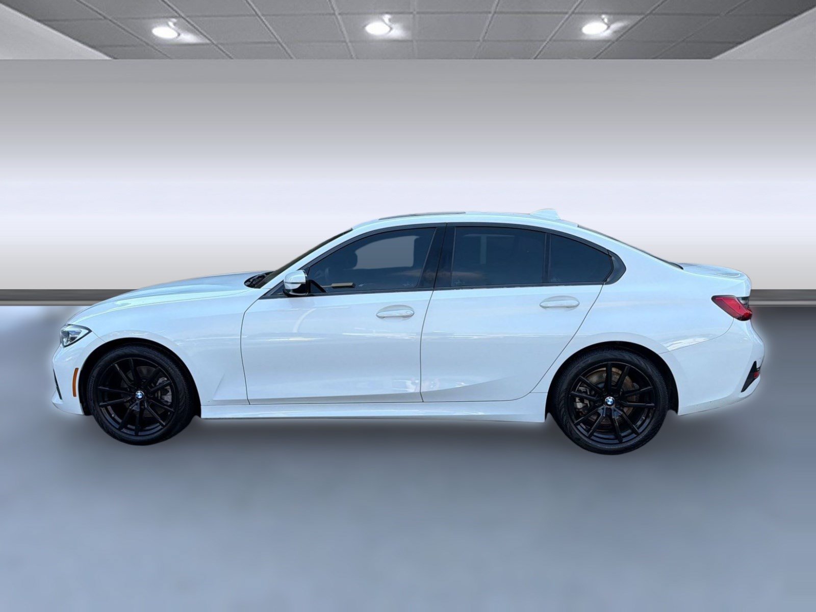 Used 2020 BMW 330i Sedan RWD image 2