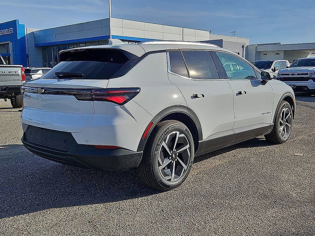 New 2026 Chevrolet Equinox EV LT image 4
