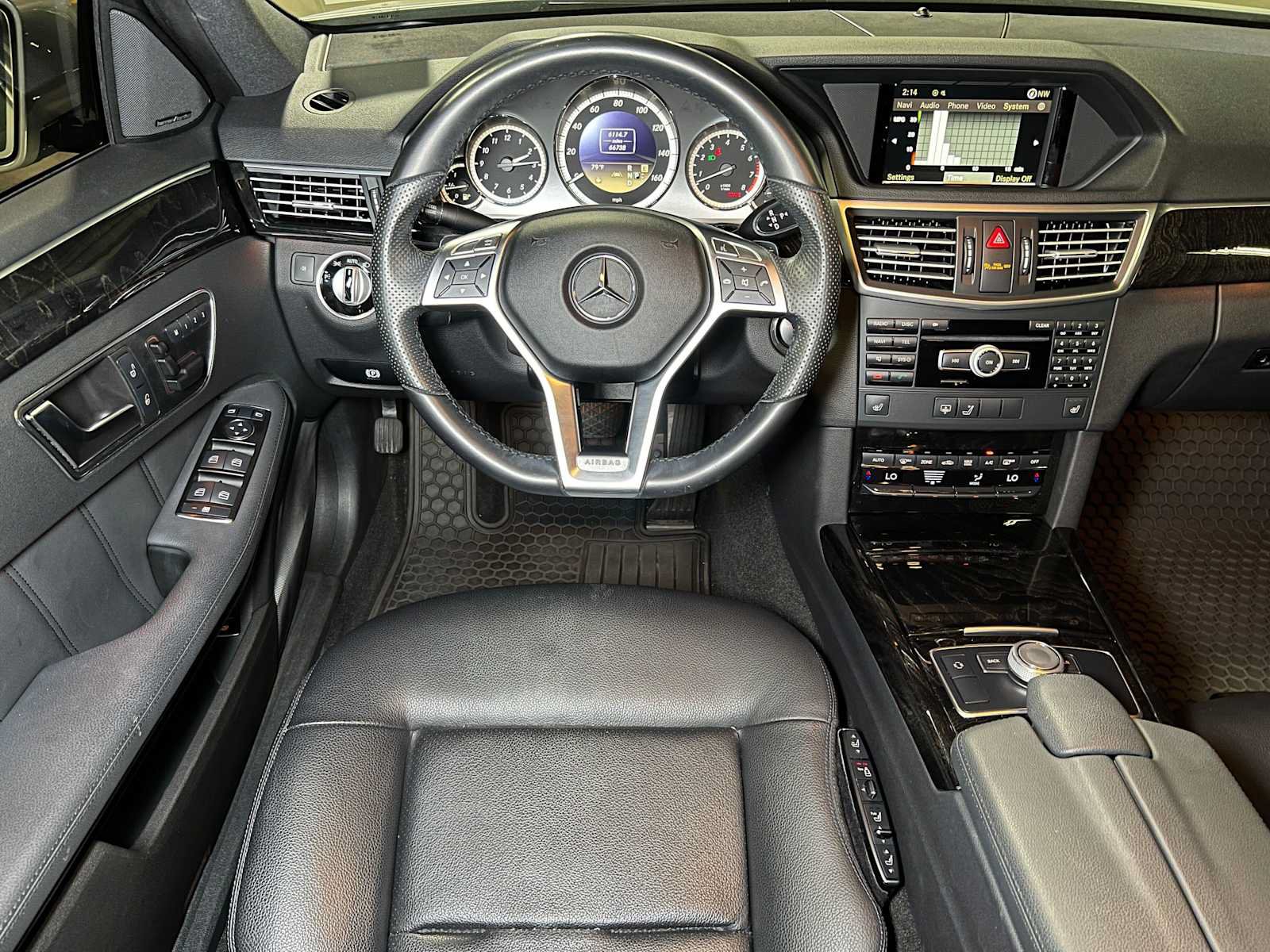 Used 2012 Mercedes-Benz E 350 4MATIC Sedan image 43
