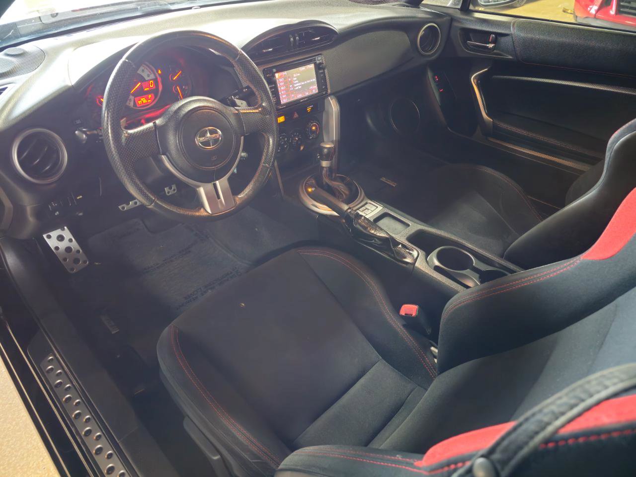 Used 2015 Scion FR-S image 18