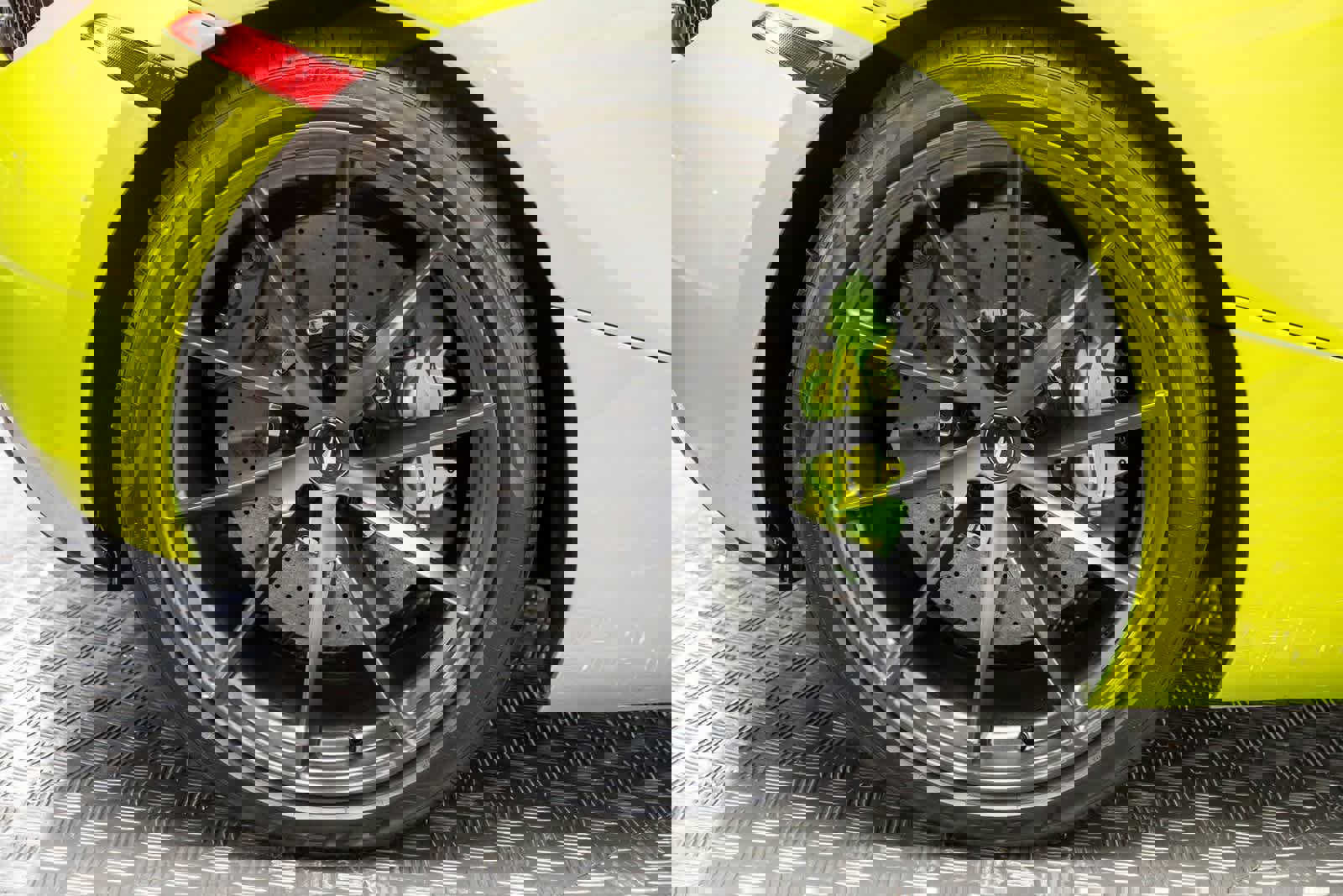 Used 2023 McLaren 720S Performance image 45