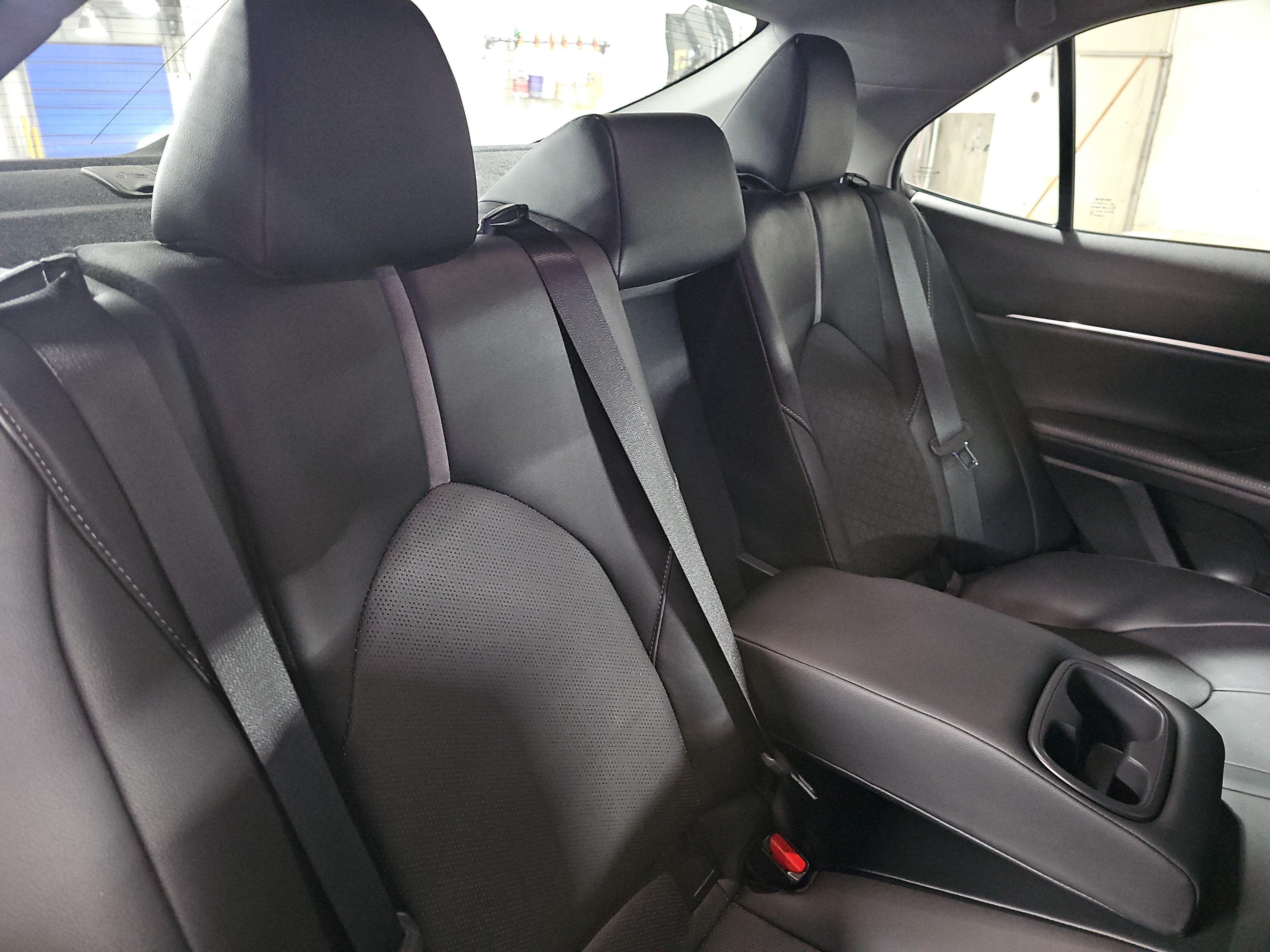 Used 2021 Toyota Camry XSE FWD image 12