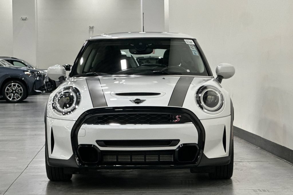 Certified 2024 MINI Cooper S w/ Signature Upholstery Package FWD image 9