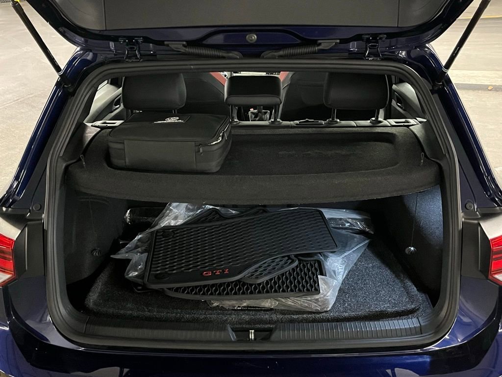 Used 2024 Volkswagen GTI SE w/ SE Leather Seats Package image 36