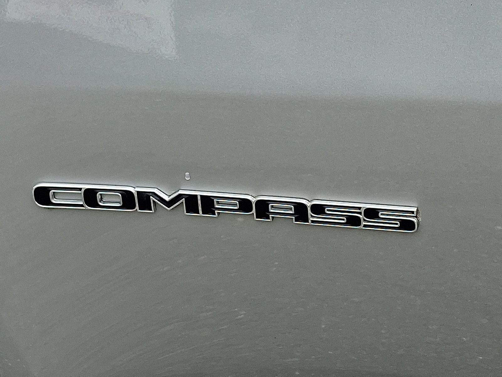 Used 2022 Jeep Compass Latitude AWD/4WD image 32