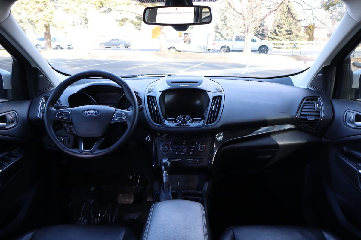 Used 2017 Ford Escape Titanium image 16