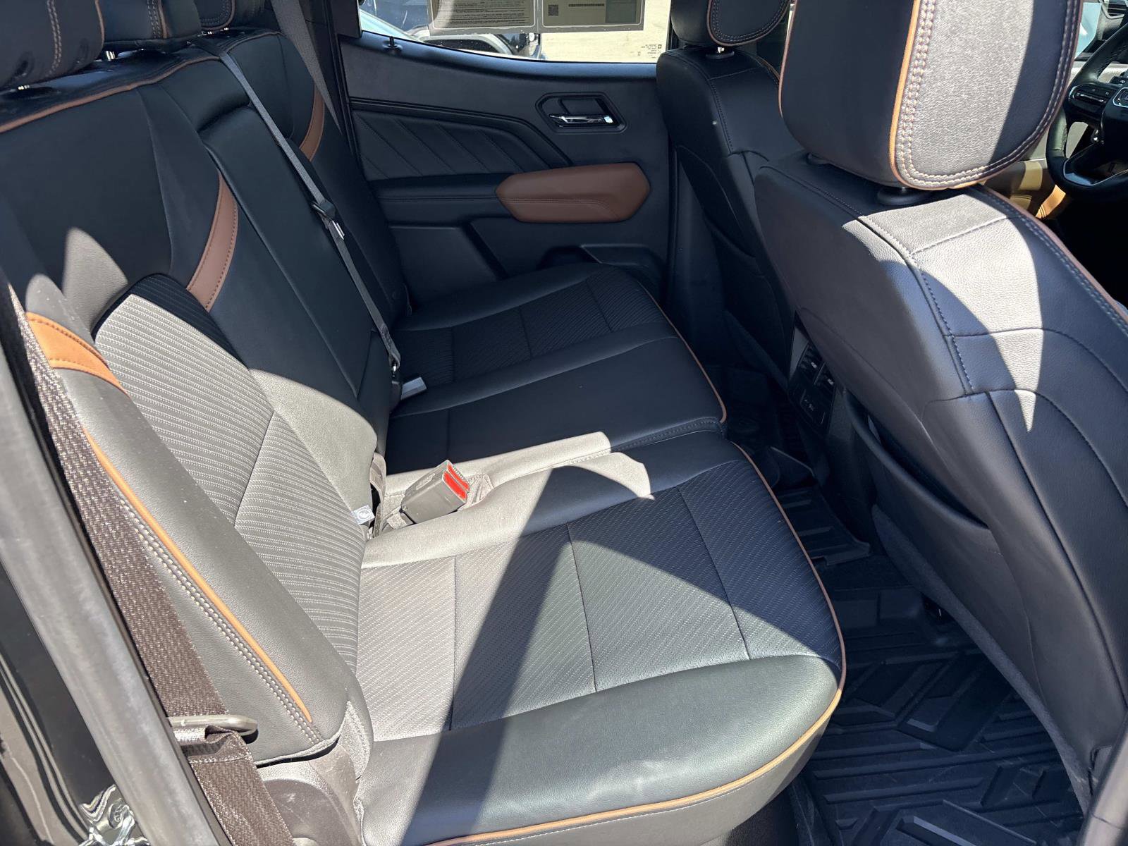 Certified 2024 GMC Canyon AT4 w/ AT4 Premium Package image 33